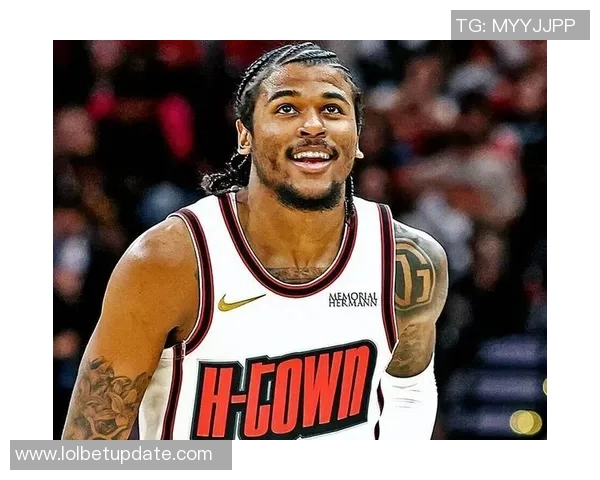 格林如何在防守中破解姚明的进攻技巧与战术思路分析